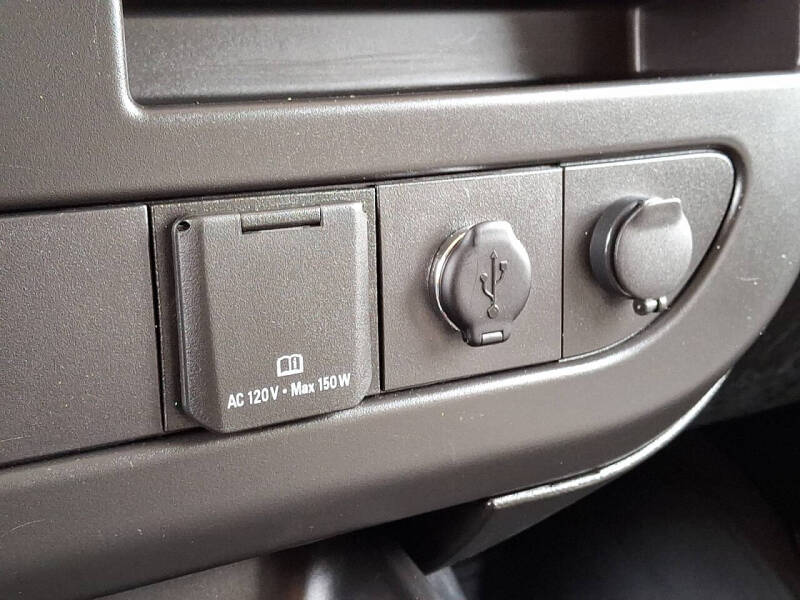 2021 Chevrolet Express LS 3500