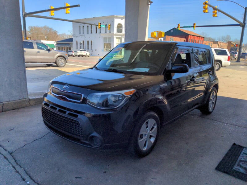 2016 Kia Soul for sale at ROBINSON AUTO BROKERS in Dallas NC