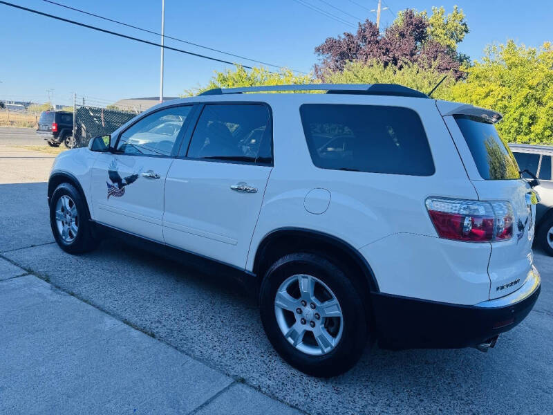 2011 GMC Acadia SLE
