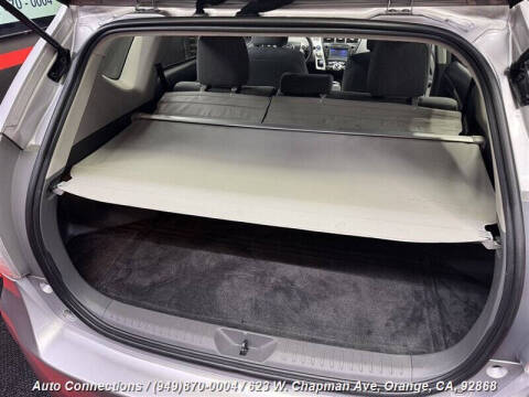 2014 Toyota Prius v Two