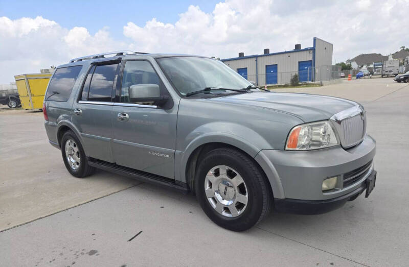 2005 Lincoln Navigator Luxury