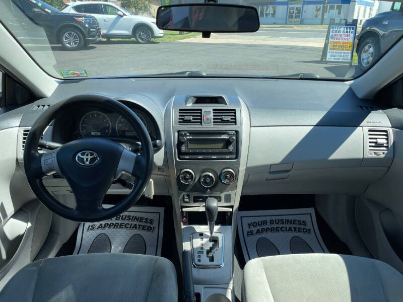 2012 Toyota Corolla LE