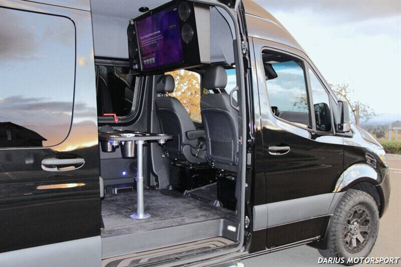 2024 Mercedes-Benz Sprinter 2500