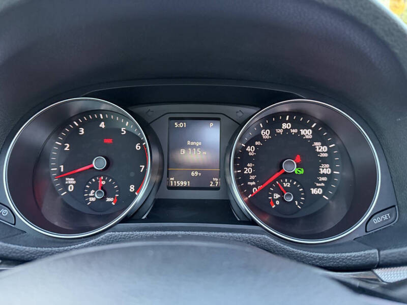 2018 Volkswagen Passat 2.0T SE