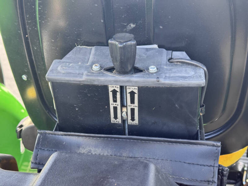 2024 John Deere 5075E
