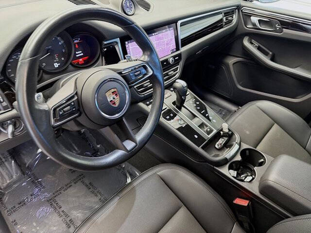2022 Porsche Macan