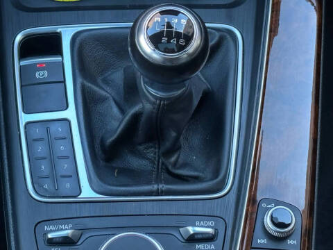 2017 Audi A4 2.0T quattro Premium Plus