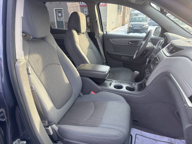 2013 Chevrolet Traverse LS