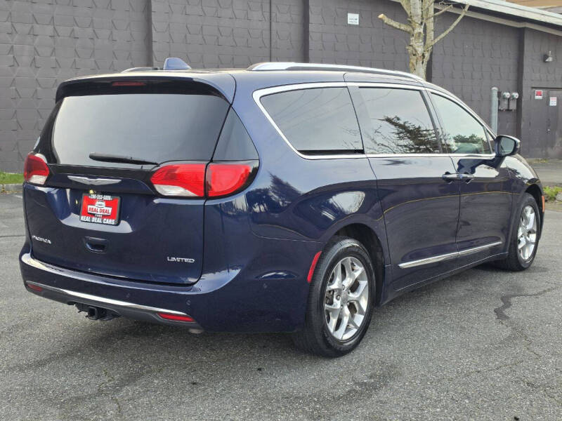 2017 Chrysler Pacifica Limited