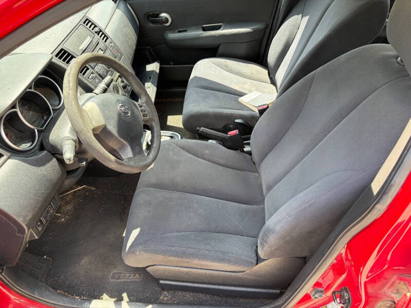 2009 Nissan Versa 1.8 S