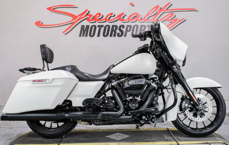 2018 Harley-Davidson Street Glide Special