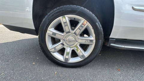 2017 Cadillac Escalade Luxury