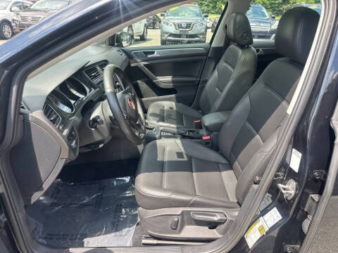 2021 Volkswagen Golf TSI