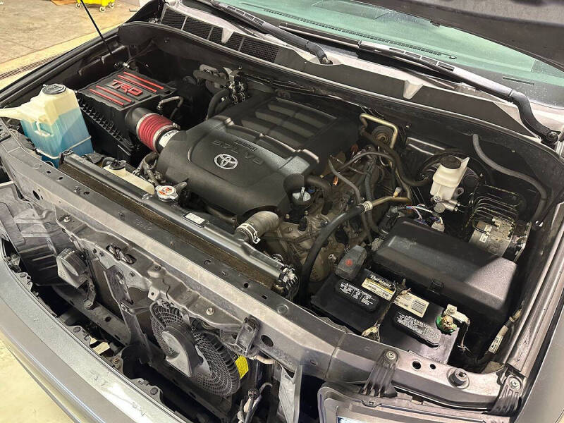 2018 Toyota Sequoia SR5