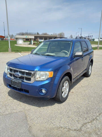 2008 Ford Escape for sale at Revolution Auto Inc in McHenry IL
