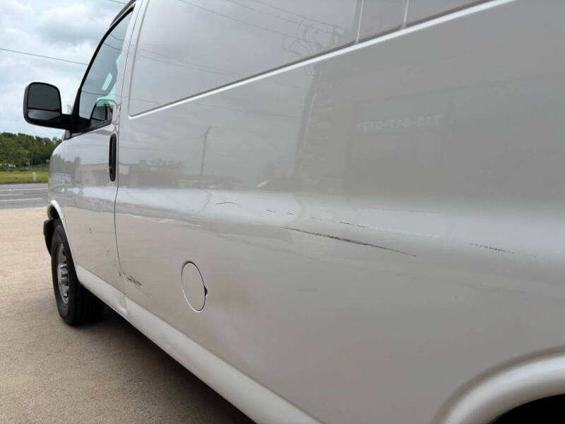 2017 Chevrolet Express 2500