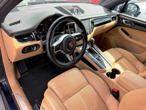 2017 Porsche Macan