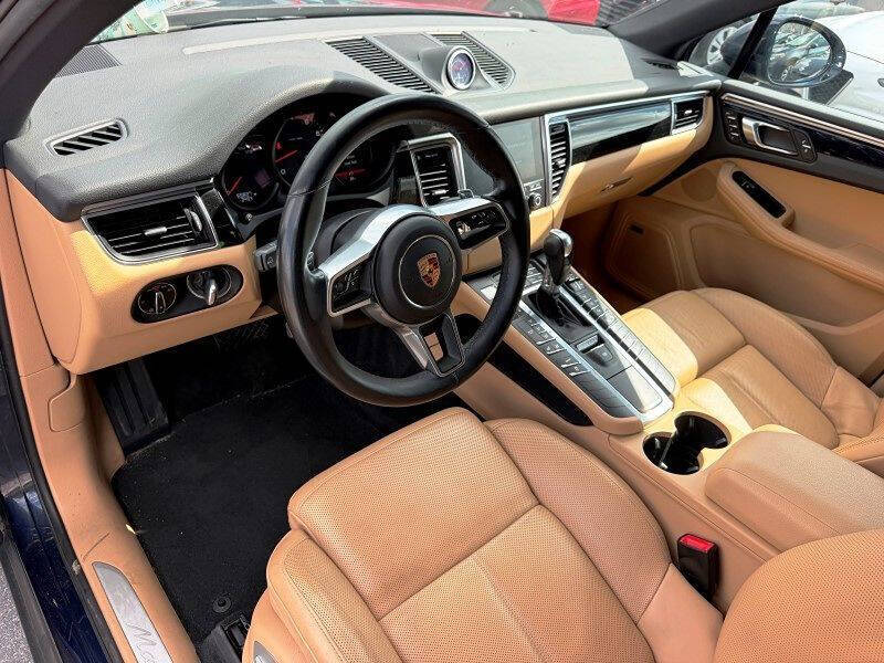 2017 Porsche Macan