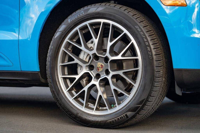 2017 Porsche Macan S