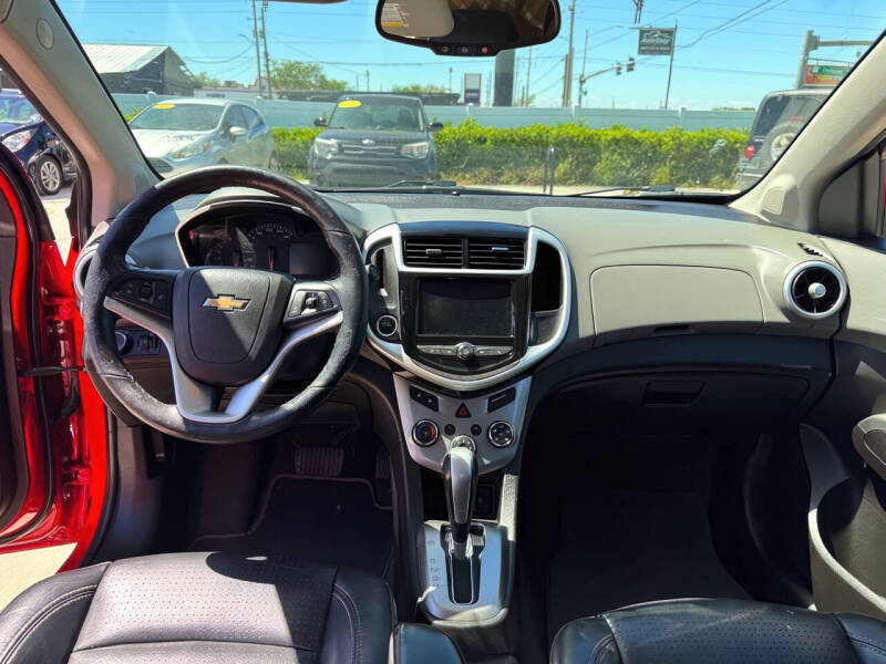2019 Chevrolet Sonic Premier Auto