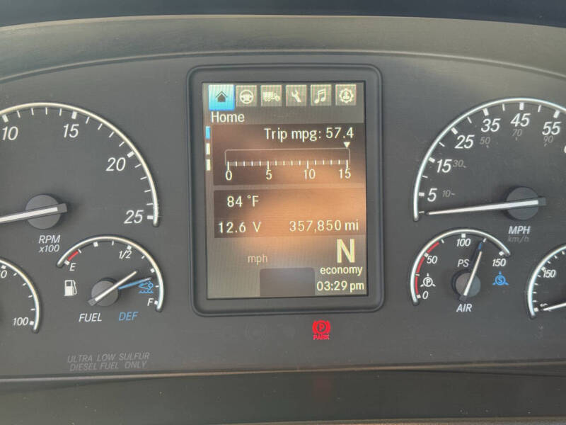 2020 Freightliner Cascadia