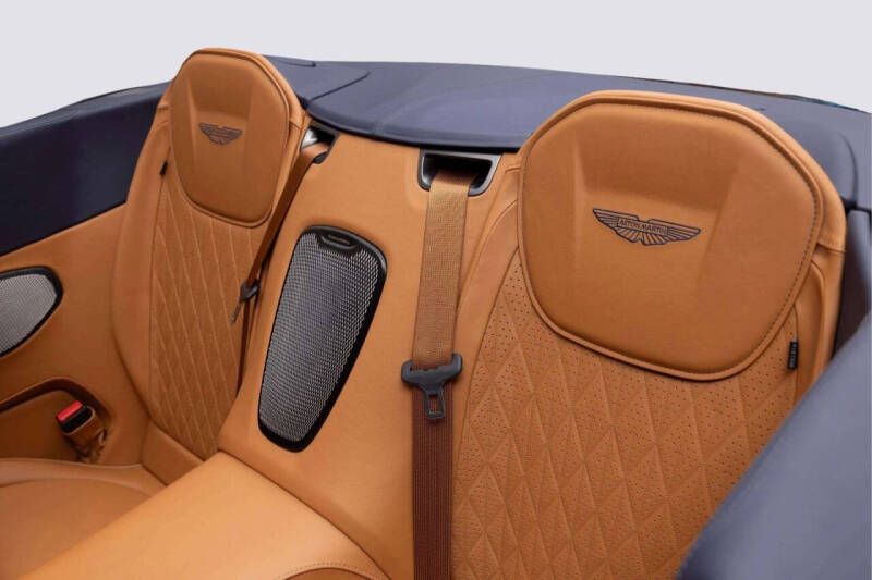 2024 Aston Martin DB12 Volante