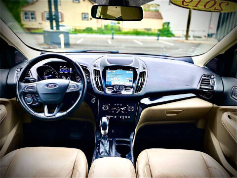 2019 Ford Escape Titanium