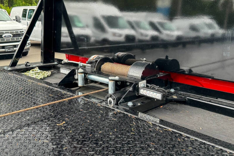 2025 International MV607