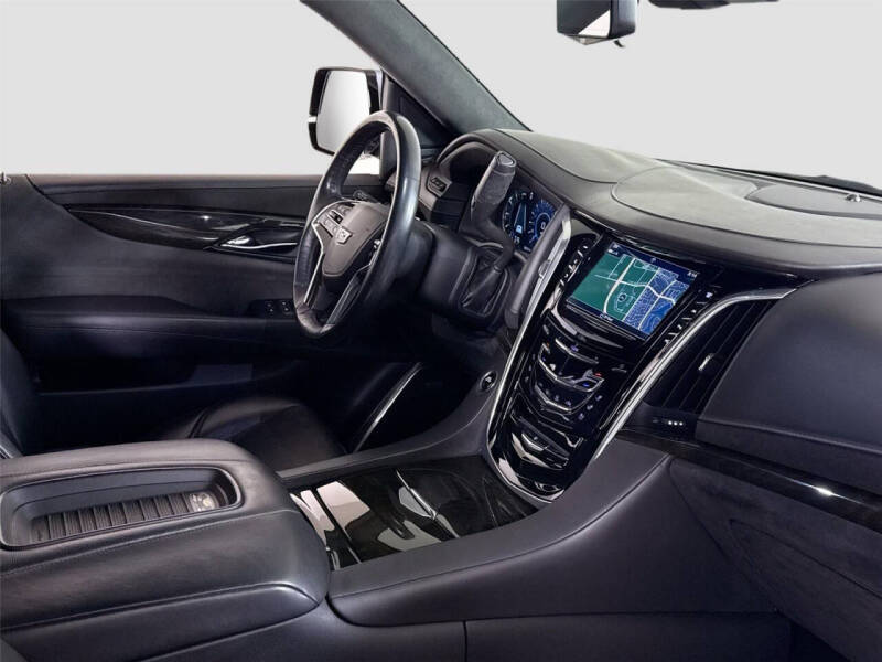 2020 Cadillac Escalade Platinum