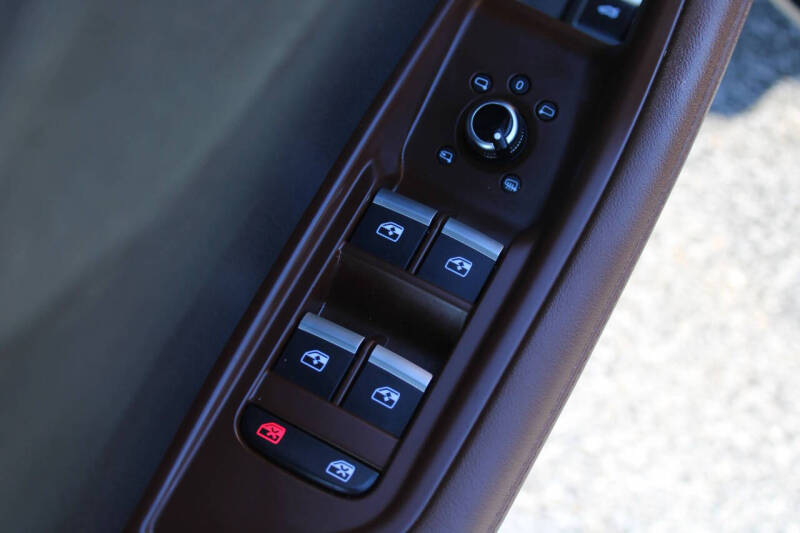 2019 Audi A4 quattro Premium Plus 45 TFSI