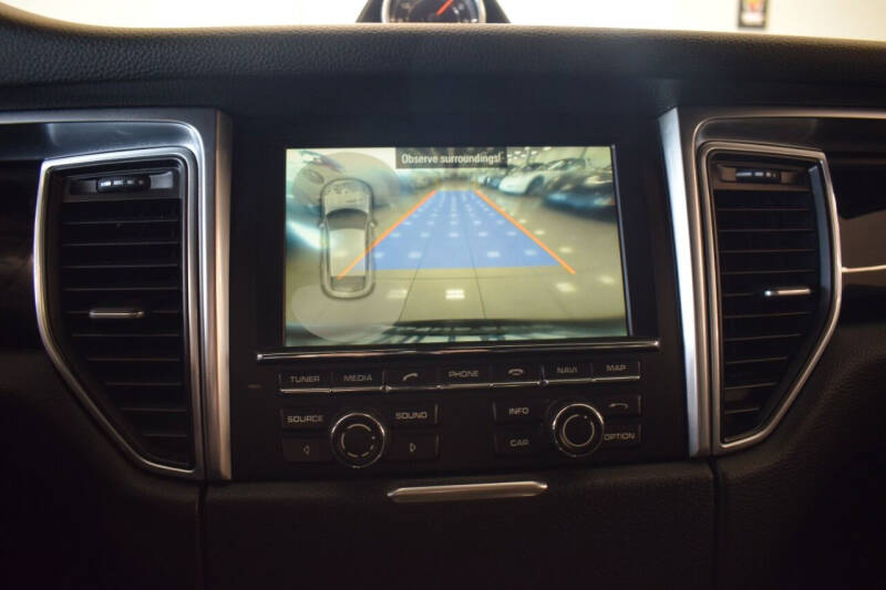 2016 Porsche Macan S