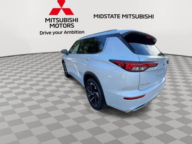 2024 Mitsubishi Outlander SEL