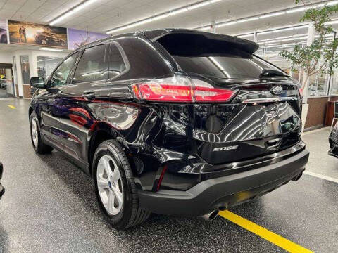2020 Ford Edge SE