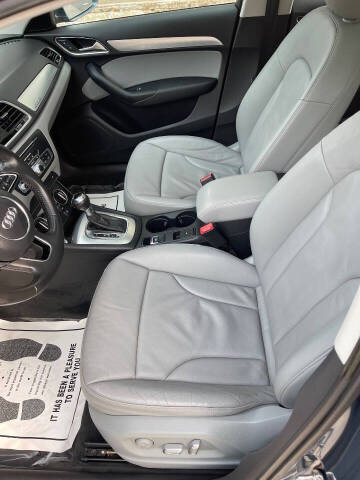 2016 Audi Q3 2.0T quattro Premium Plus