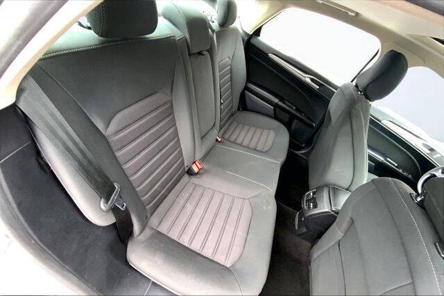 2020 Ford Fusion Hybrid SE