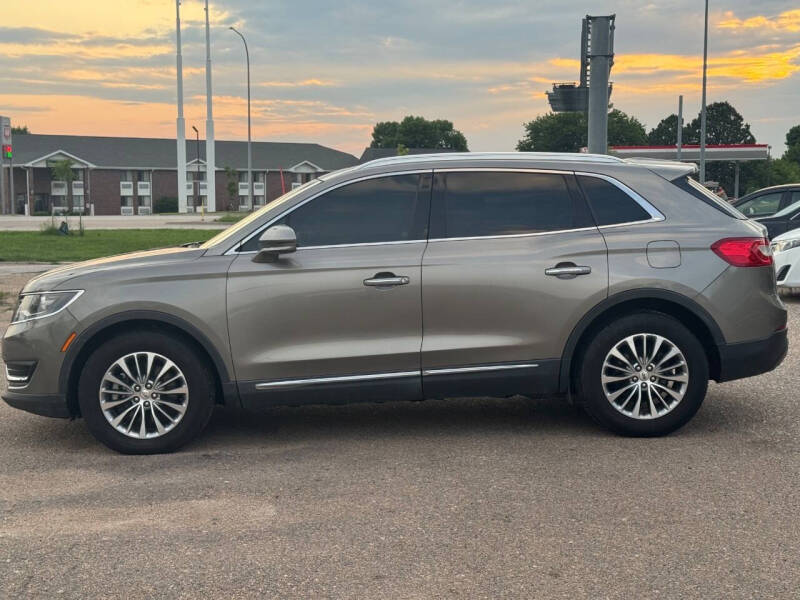 2017 Lincoln MKX Select