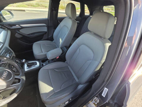 2016 Audi Q3 2.0T quattro Premium Plus