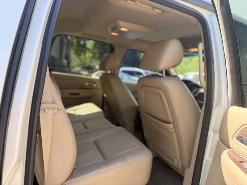 2010 Cadillac Escalade EXT Premium