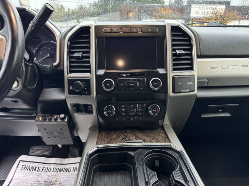 2019 Ford F-350 Super Duty Lariat