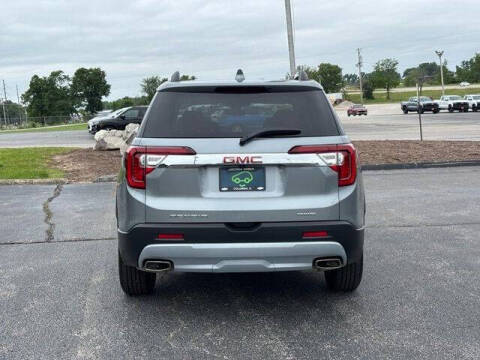 2023 GMC Acadia SLT