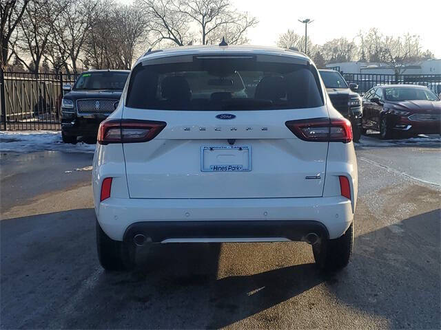 2024 Ford Escape Hybrid ST-Line Select