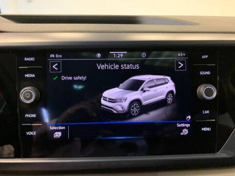 2022 Volkswagen Taos SE 4Motion