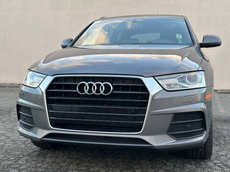 2016 Audi Q3 Premium Plus's photo