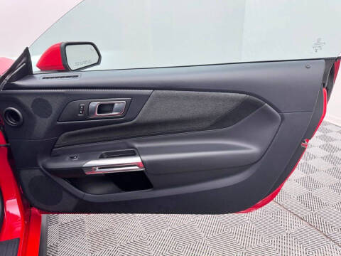 2024 Ford Mustang EcoBoost