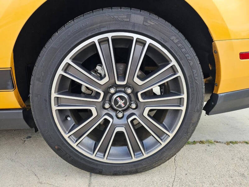 2012 Ford Mustang GT Premium