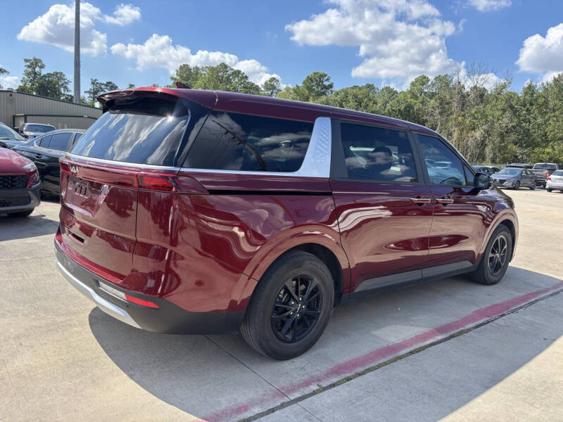 2023 Kia Carnival LX