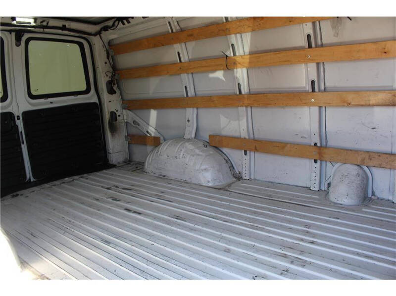 2020 GMC Savana 2500