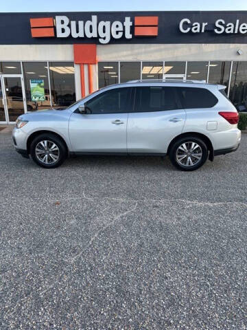 2020 Nissan Pathfinder S