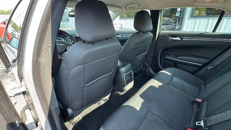 2021 Chrysler 300 Touring