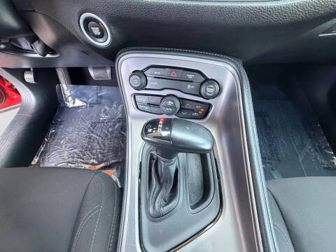 2023 Dodge Challenger SXT